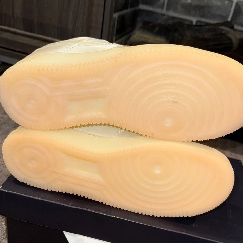 Nike WMNS Air Force 1 sneakers in Satin Color Sail-Barely Orange RARE Size 9! - Picture 12 of 16